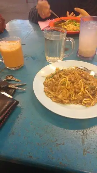 Mail 07 Char Koay Teow Food Photo 1