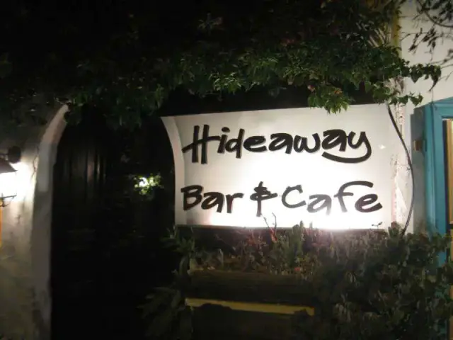 Hideaway Bar & Cafe'nin yemek ve ambiyans fotoğrafları 24