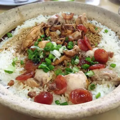 K10 Claypot Chicken Rice