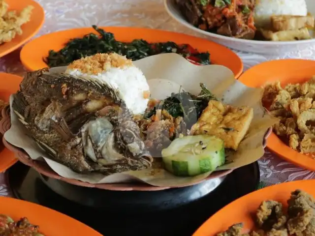 Gambar Makanan Ayam Goreng Nelongso, Turen 10