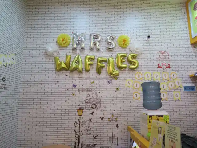 Gambar Makanan Mrs. Waffles 15