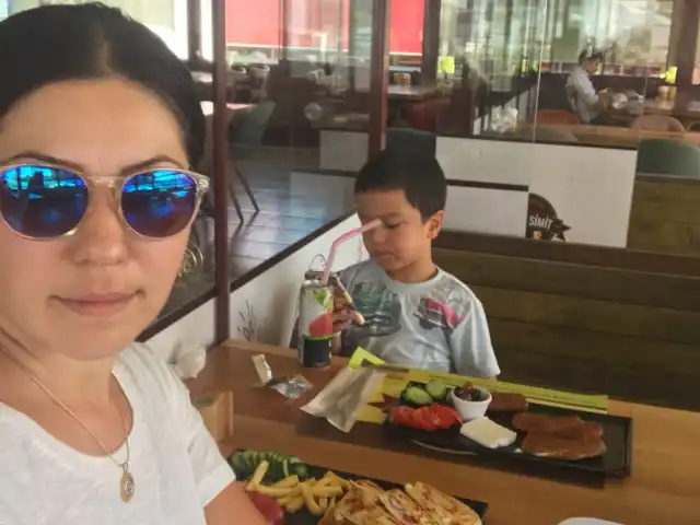 Sıcak Simit Cafe Bistro'nin yemek ve ambiyans fotoğrafları 17