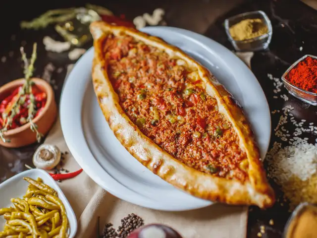 Efe Pide & Pizza'nin yemek ve ambiyans fotoğrafları 1