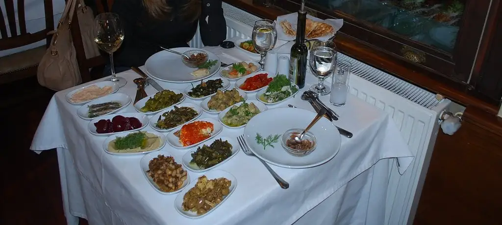 Giritli İstanbul'nin yemek ve ambiyans fotoğrafları 77