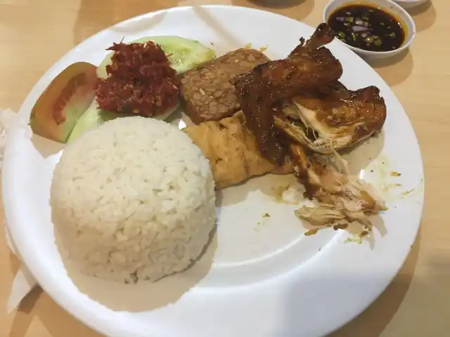 Gambar Makanan Ayam Goreng Kalasan "Muara Karang 179" 15