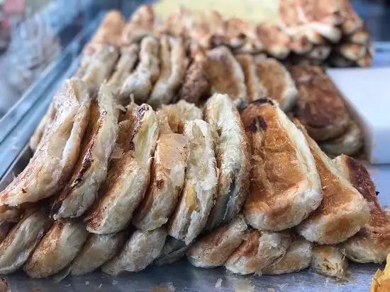 Kadikoy Merkez Borekcisi'nin yemek ve ambiyans fotoğrafları 1