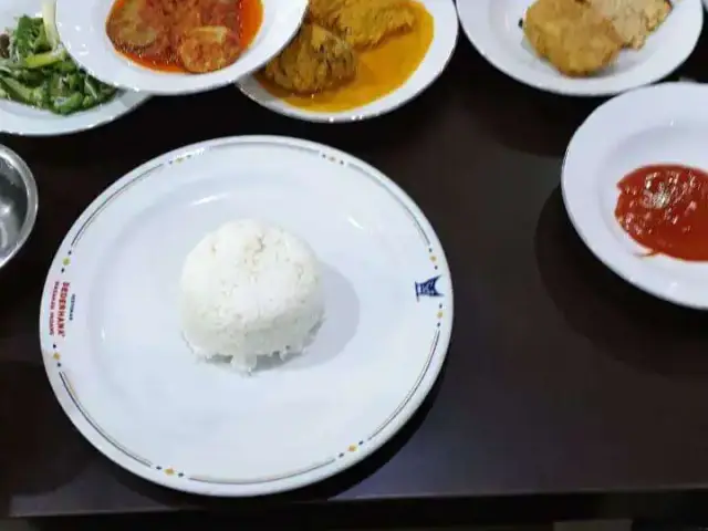 Gambar Makanan Restoran Sederhana 16