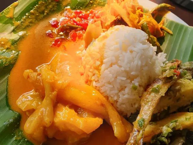 Gambar Makanan Nasi Kapau Juragan 13