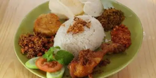 NASI UDUK ZAMBRUD SORE MALAM