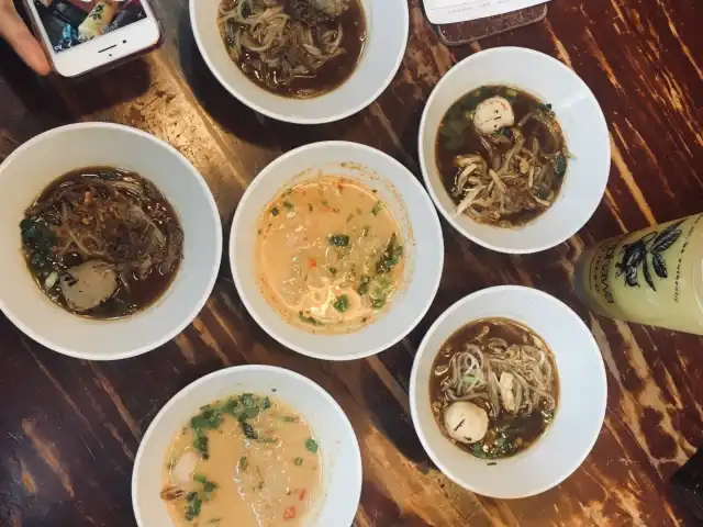 Amphawa Boat Noodle Food Photo 12