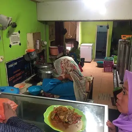 Gambar Makanan Warung Ayam Betutu Spesial Mbak Timah 18