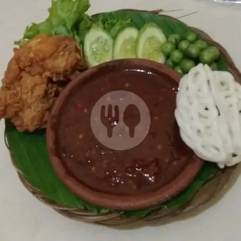 Gambar Makanan Ayam Geprek Aneka Sambel Nasi Pecel, Kiaracondong 2