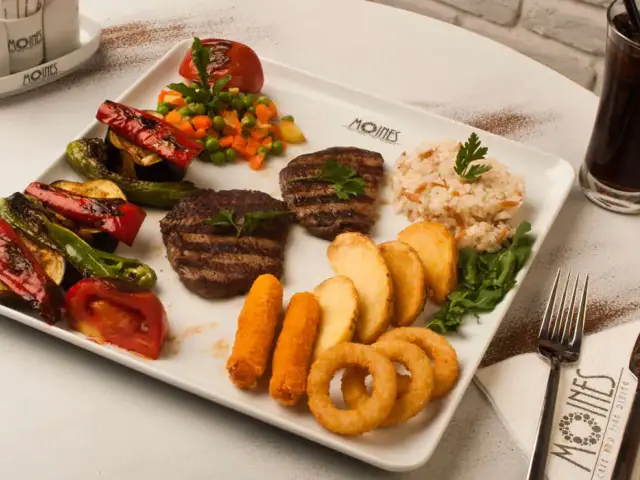 Moines Cafe & Fine Dining'nin yemek ve ambiyans fotoğrafları 5