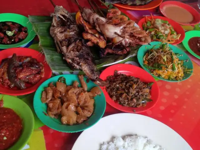 Gambar Makanan Rumah Makan Ibu Entin 12