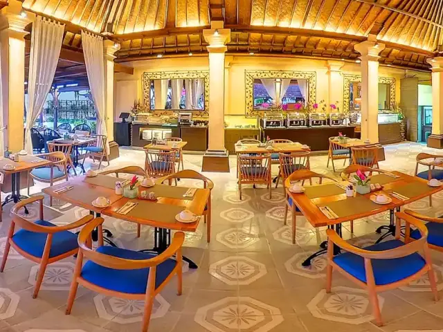 Gambar Makanan Wantilan Restaurant - Griya Santrian Hotel 3