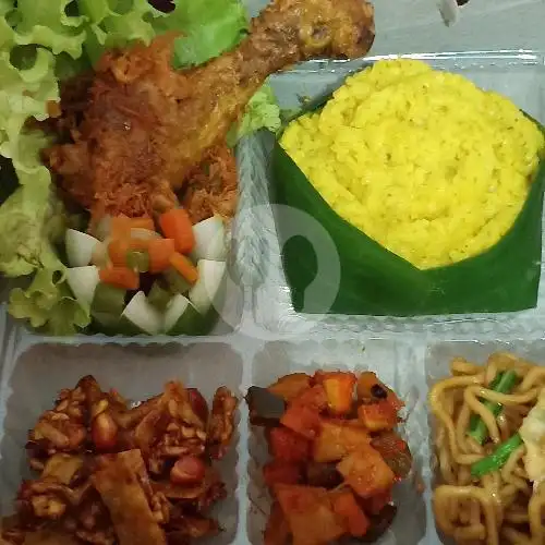 Gambar Makanan Nasi Kuning Bu'DHIN, Raya Tanjungsari 18