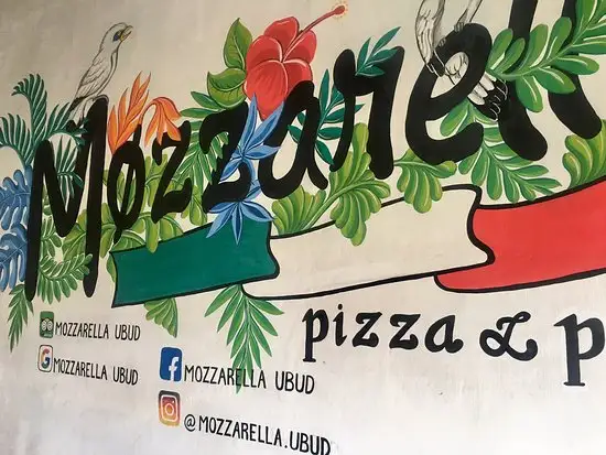 Gambar Makanan Mozzarella Ubud 13