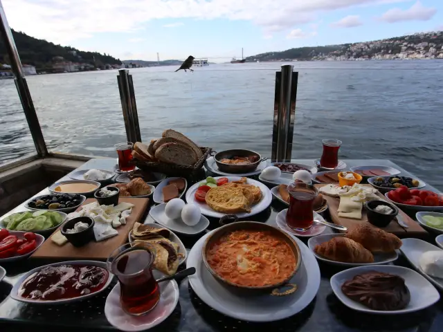 Alperenler Vaniköy Cafe & Restaurant'nin yemek ve ambiyans fotoğrafları 60