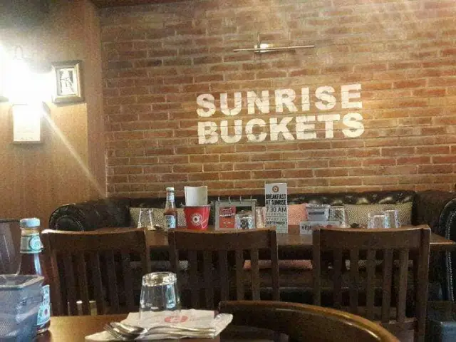 Sunrise Buckets Food Photo 4