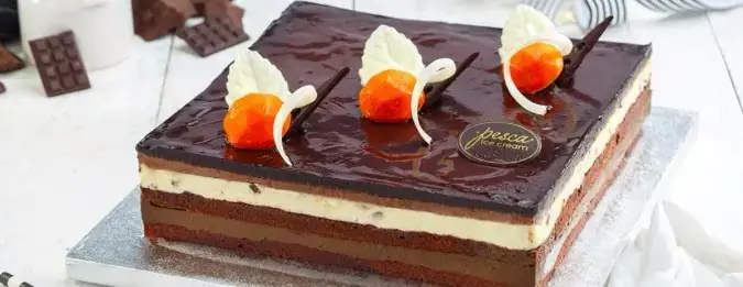 Pesca Ice Cream Cakes