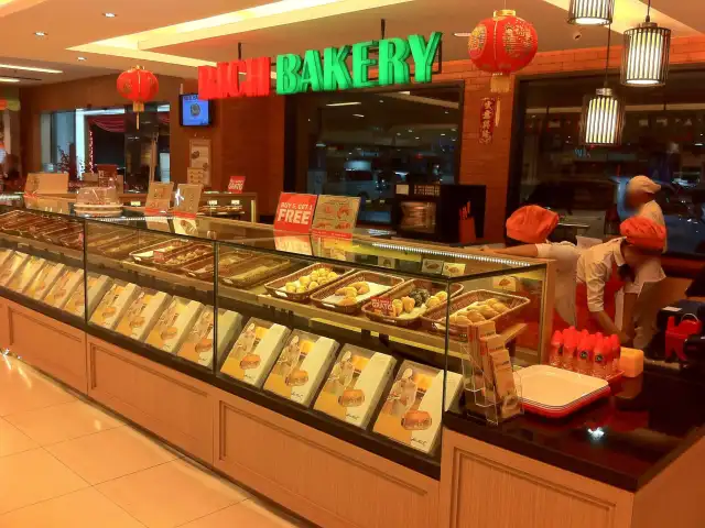 Gambar Makanan Rich Bakery 5