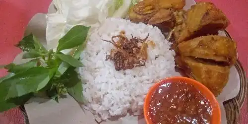 Warung Pecel Lele Asik, Galur Sari Timur