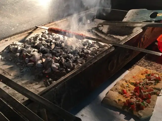 Öz Adana Kebapçısı'nin yemek ve ambiyans fotoğrafları 4