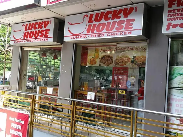 Lucky House Food Photo 4