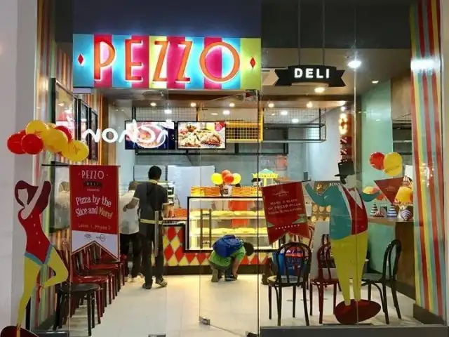 Pezzo Food Photo 3
