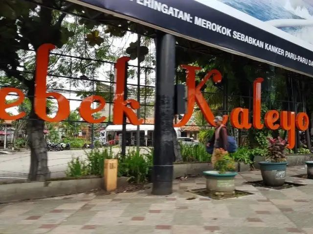 Gambar Makanan Bebek Kaleyo Bandung 11