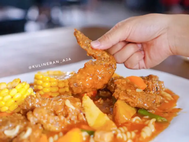 Gambar Makanan Ayam Sawce 6