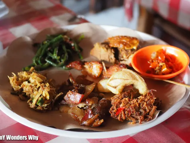 Gambar Makanan Warung Bakas Babi Guling Klungkung 14