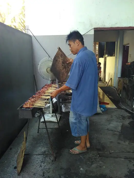 Gambar Makanan Sate Babi Wates 9