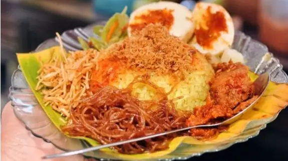 Nasi Kuning Ambon Ny Liem, Hertasning