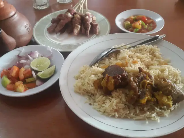 Gambar Makanan Sate Tegal Abu Salim 17