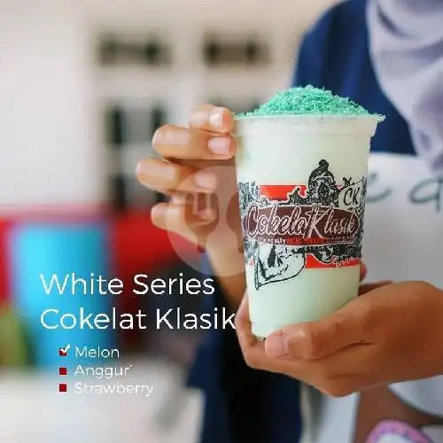 Gambar Makanan MangAde & Cokelat Klasik 11