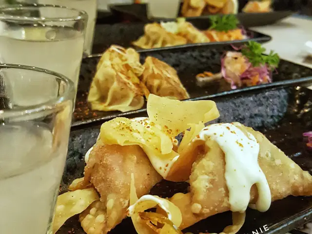 Gambar Makanan Gyoza Bar 6