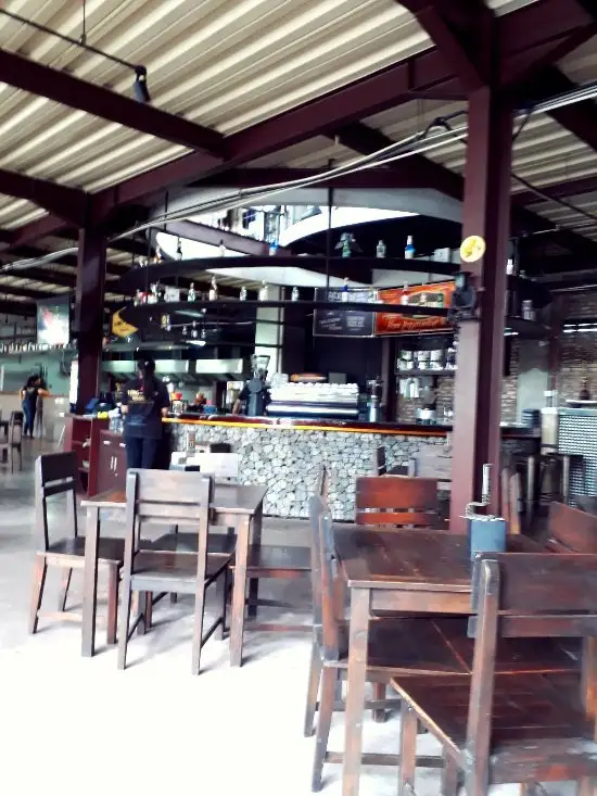 Gambar Makanan Ling-Lung Kopi & Eatery 17