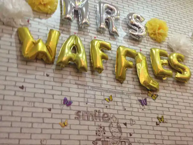 Gambar Makanan Mrs. Waffles 14
