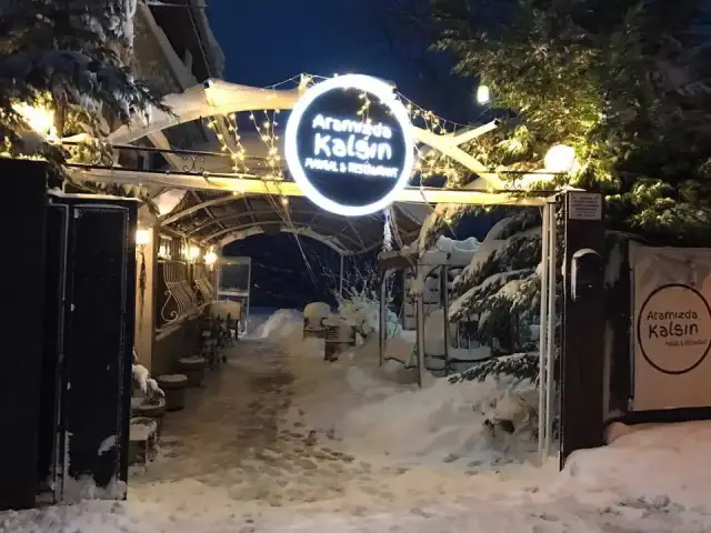 Aramızda Kalsın Mangal & Restaurant'nin yemek ve ambiyans fotoğrafları 2