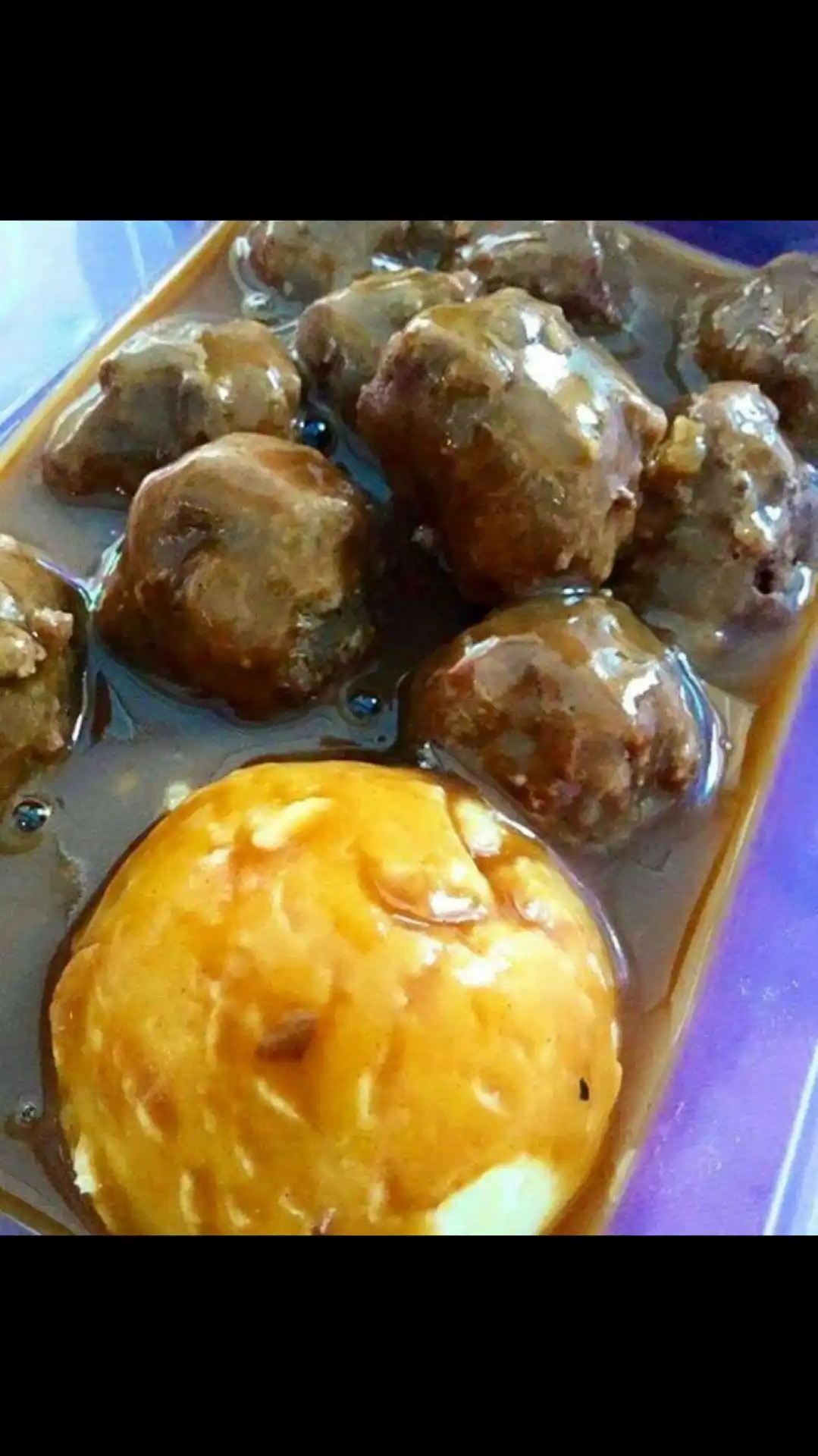 Mat Bulat Meatball, Batu Muda