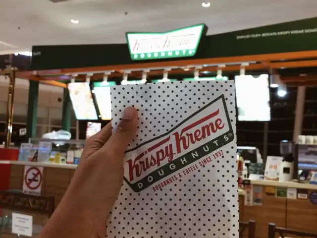 Krispy Kreme Doughnuts Food Photo 5