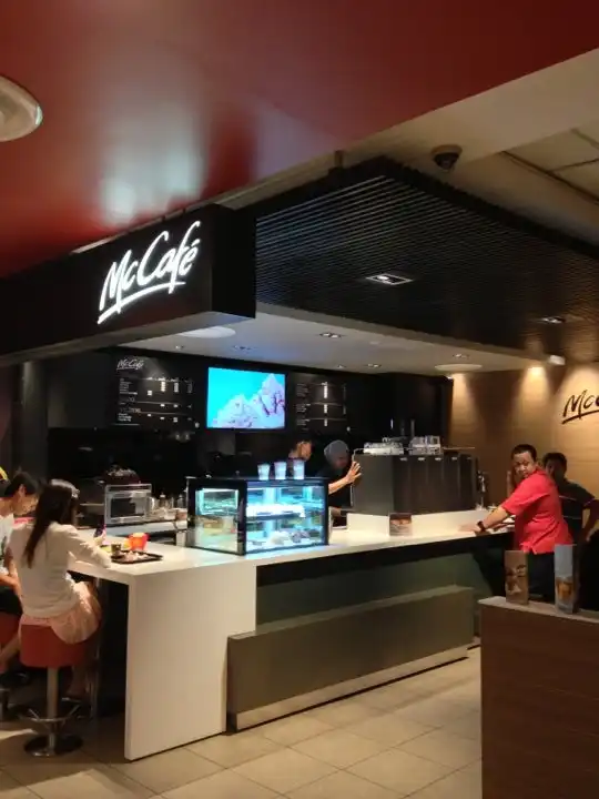 McDonald's & McCafé Food Photo 4