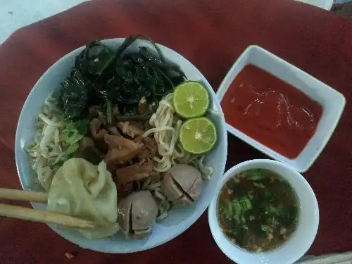 Bakmi Guwe