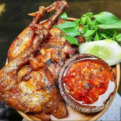 Gambar Makanan Ayam Penyet Sambel Ijo Mba Eny, Bendungan Hilir 3