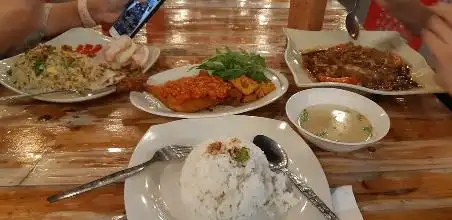Rumah Makan Kampung Melayu JB