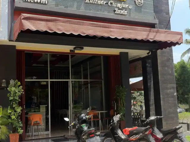 Gambar Makanan Tajryan Cafe 2