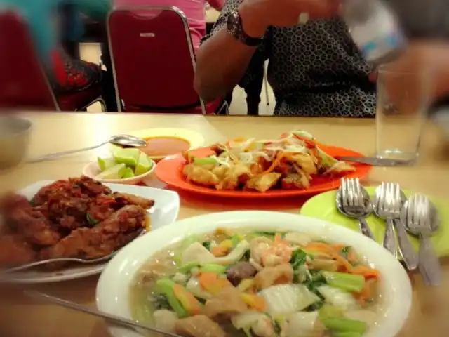 Gambar Makanan Asia Restaurant 13