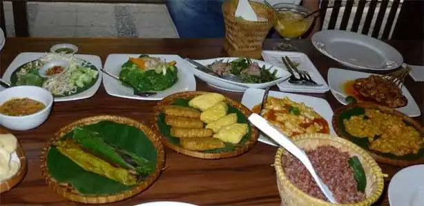 Gambar Makanan De'leuit Restaurant 19