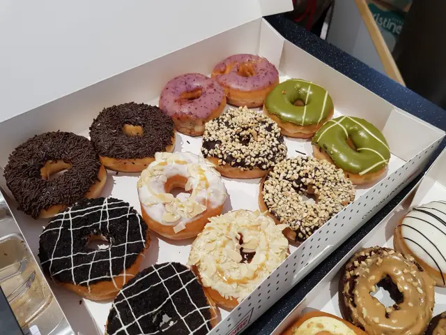 Gambar Makanan Krispy Kreme 8